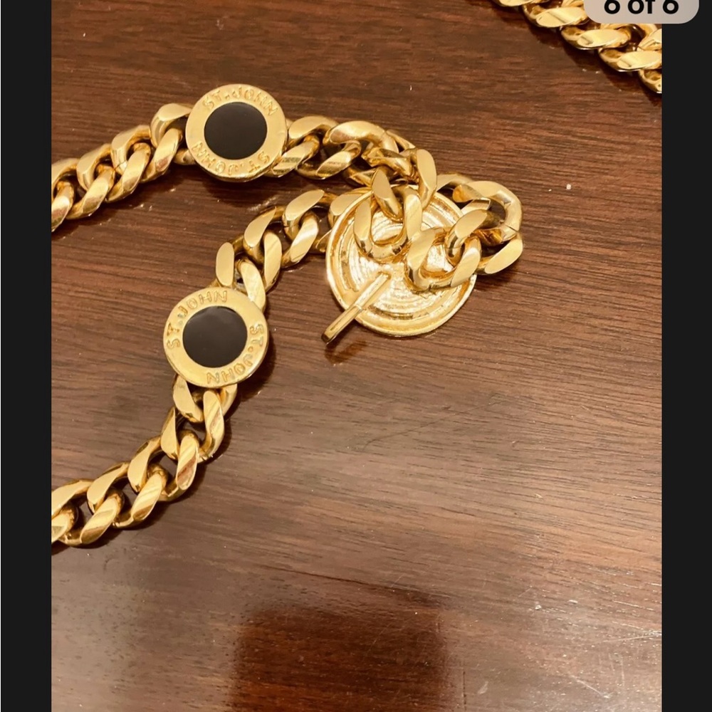 ST. JOHN GOLD & BLACK ENAMEL MEDALLION MONOGRAM CHAIN BELT - Picture 4 of 10